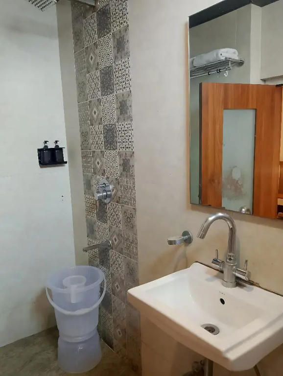 Premium Double room (full double bed)
