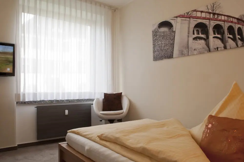 1 Bedroom Standard Single room with city view