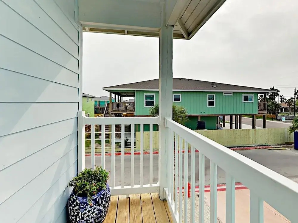 Popsicle's and Flip Flops VW8 4 Bedrooms 3.5 Bathrooms Home