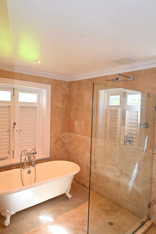 3 Bedrooms Suite