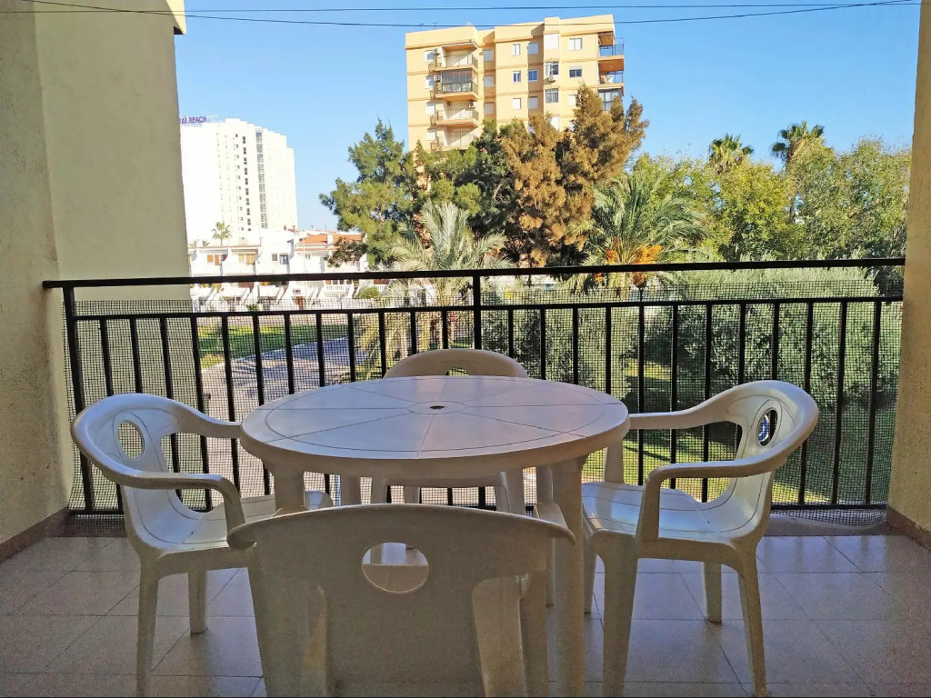 Apartamentos Mistral 3000