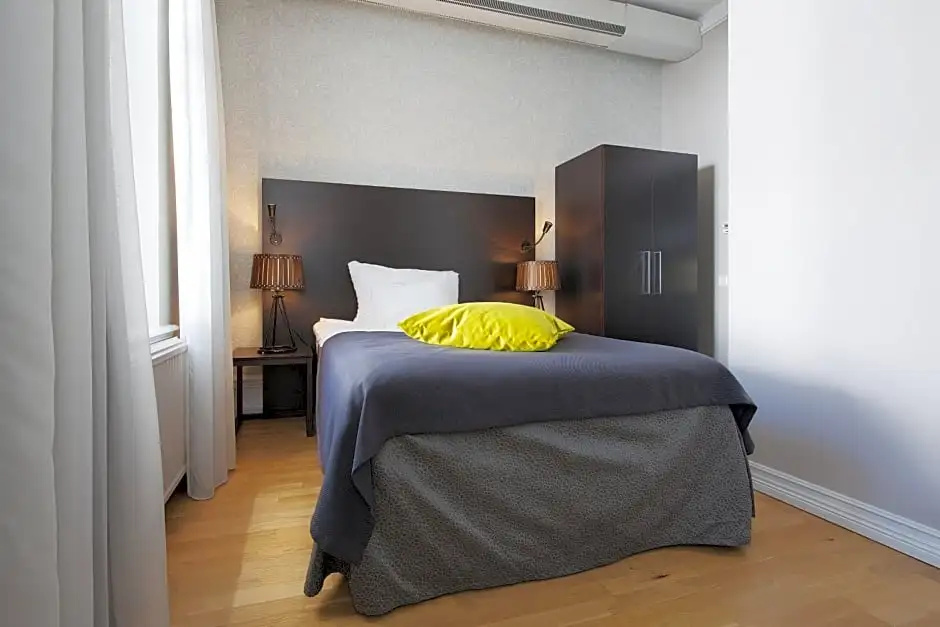 Home Hotel Plaza - Chambres