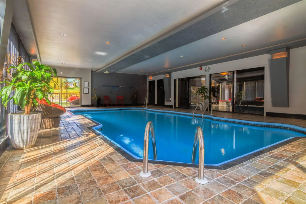 Hotel photo 11