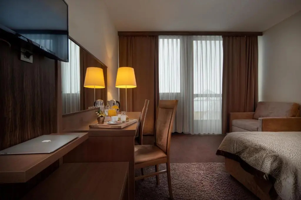 Standard Double room (twin beds)