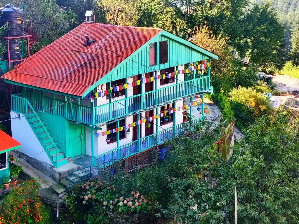 3 Bedrooms Cottage