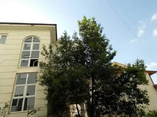 Botanic Park Apartments