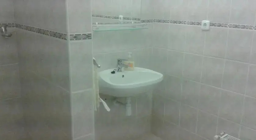 Zafír Panzió és Étterem - фото 6