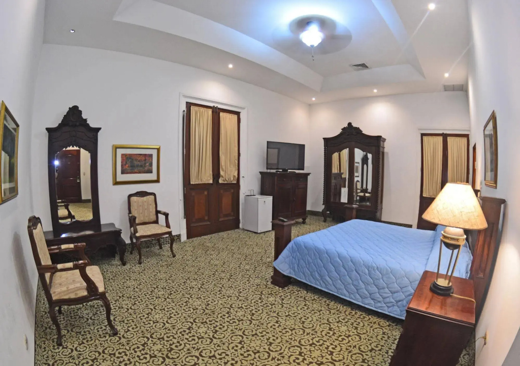 Hotel La Perla - Général