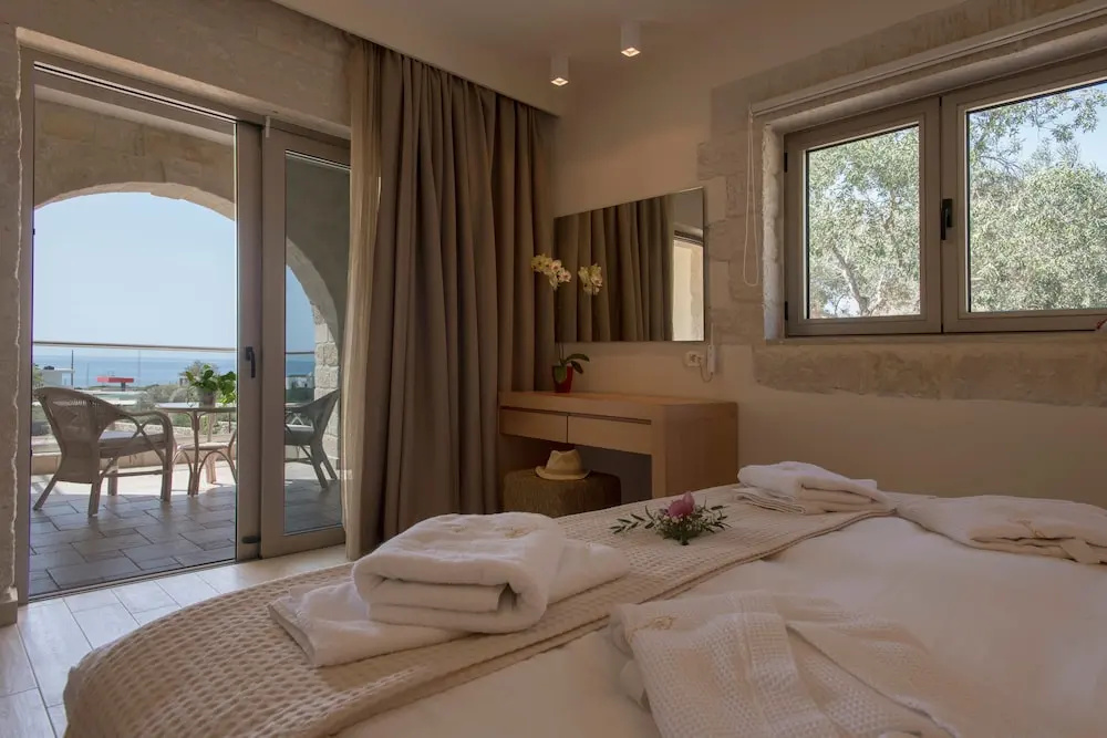 Suite with balcony and with sea view