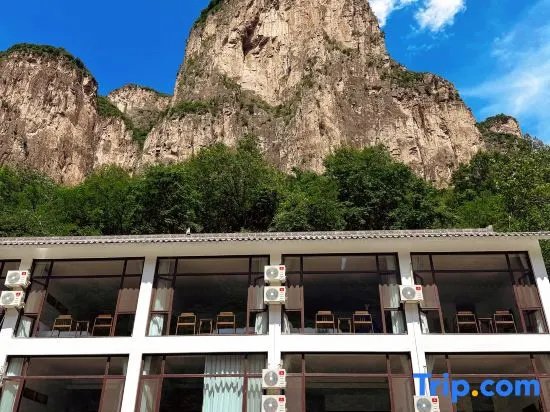 Taihang Mountain Side Guesthouse