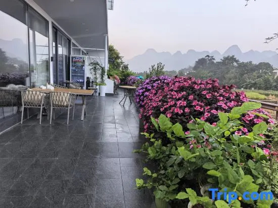 Wanfenglin Qiluan Mountain House Homestay in Qianxinan