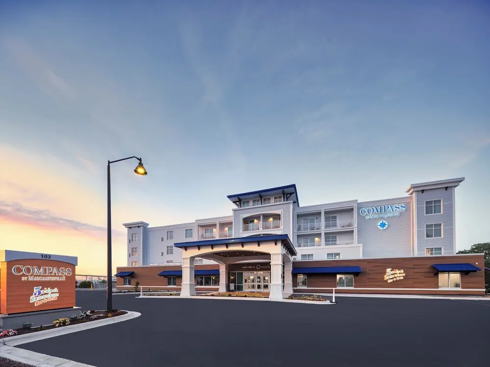 Compass Hotel Beaufort by Margaritaville