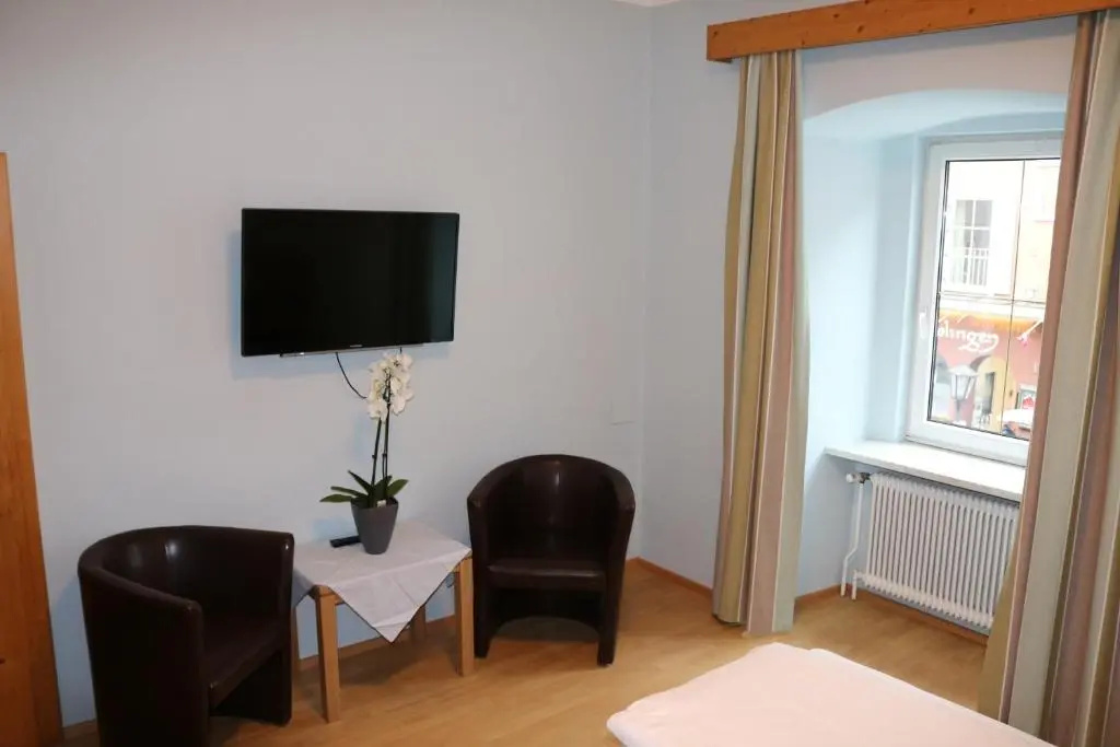 Gasthof Goldene Traube - Chambres