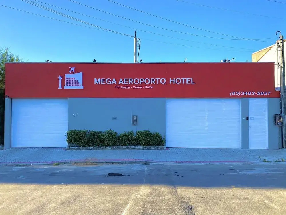 Oyo Mega Aeroporto Hotel