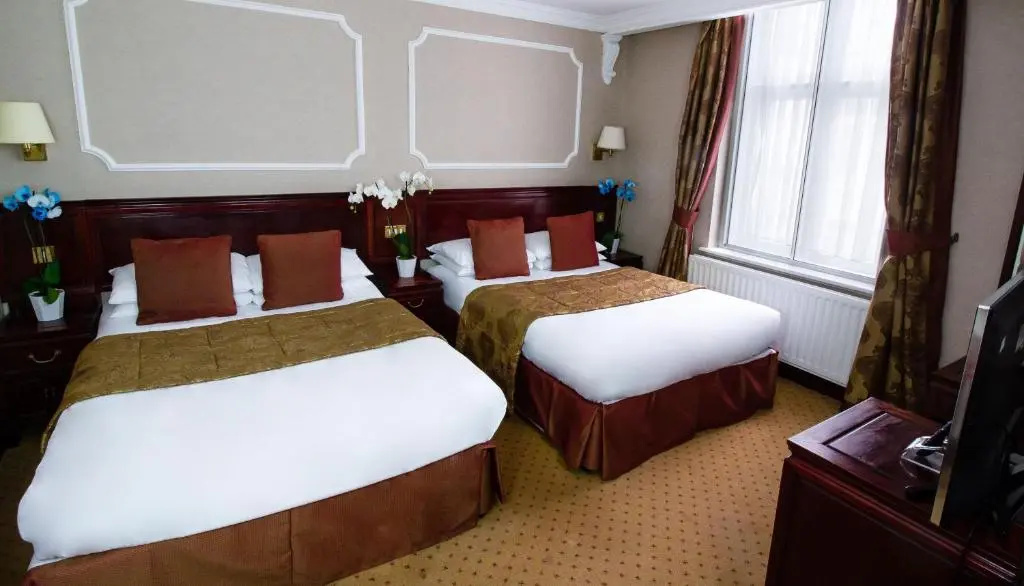 Rochester Hotel by Blue Orchid - Chambres