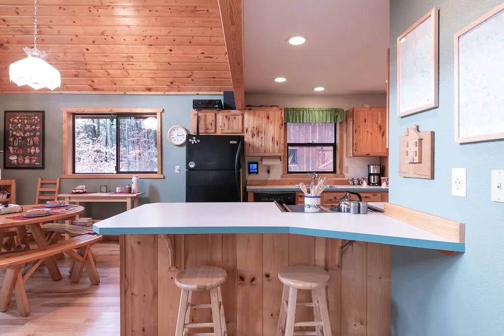 River Road Retreat Apartment 3 NW Comfy Cabins - фото 15