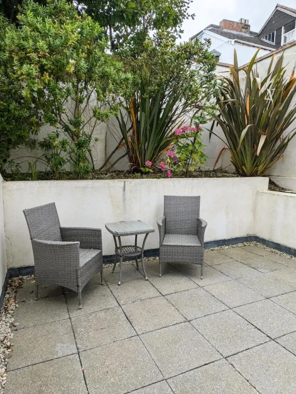 Newquay Escape/10 min to Beach/patio/parking