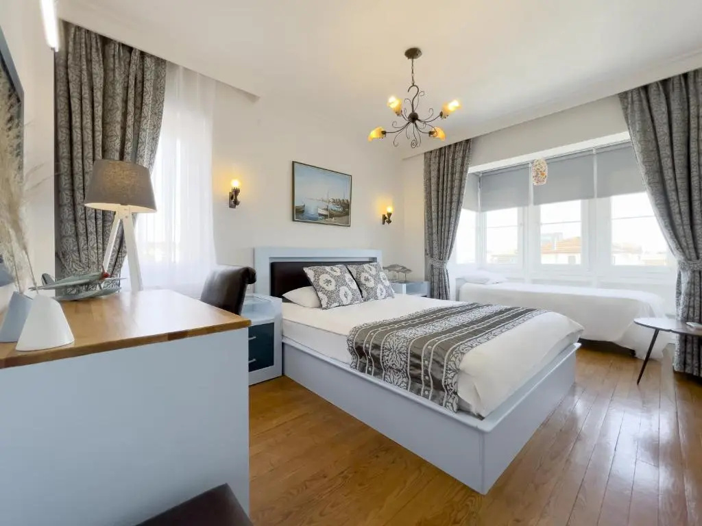 Deluxe Triple room