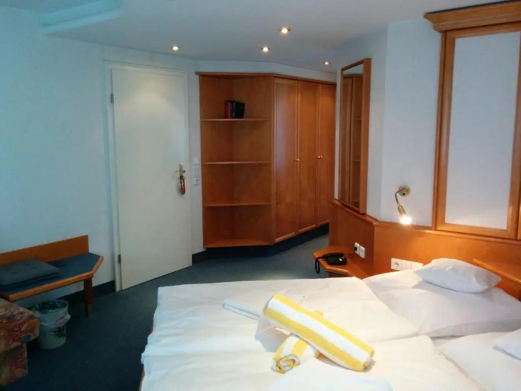 Comfort Double room (full double bed)