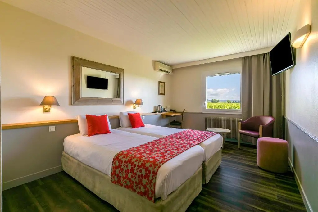 KYRIAD PRESTIGE BEAUNE - Le Panorama - Chambres