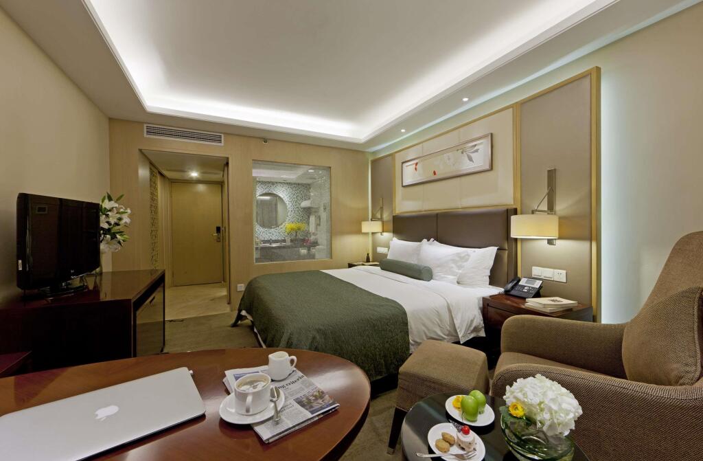 Best Western by null