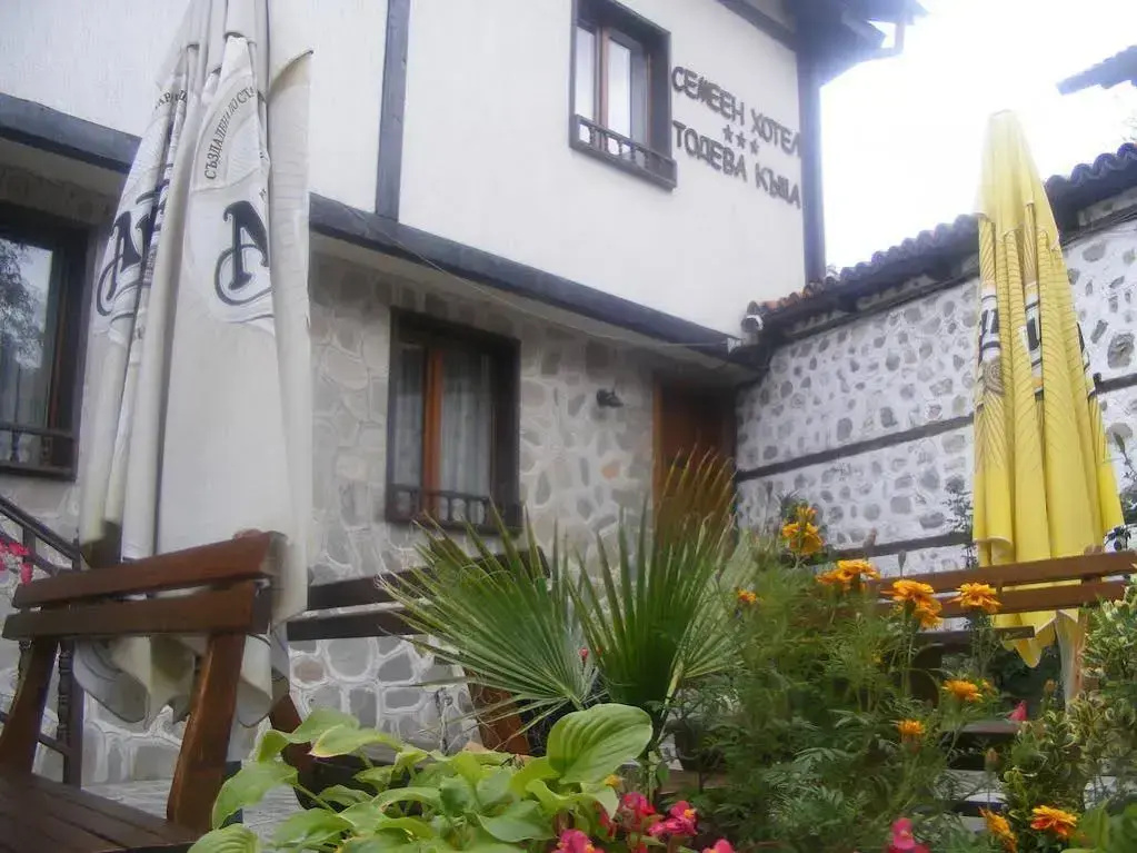 Todeva House