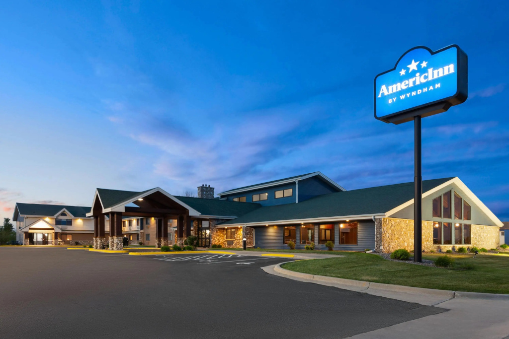 AmericInn by Wyndham Austin