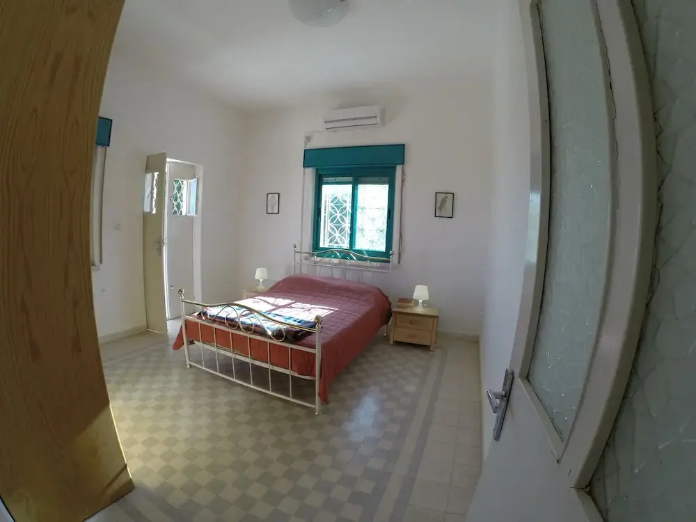 Standard Double room with balcony (full double bed)