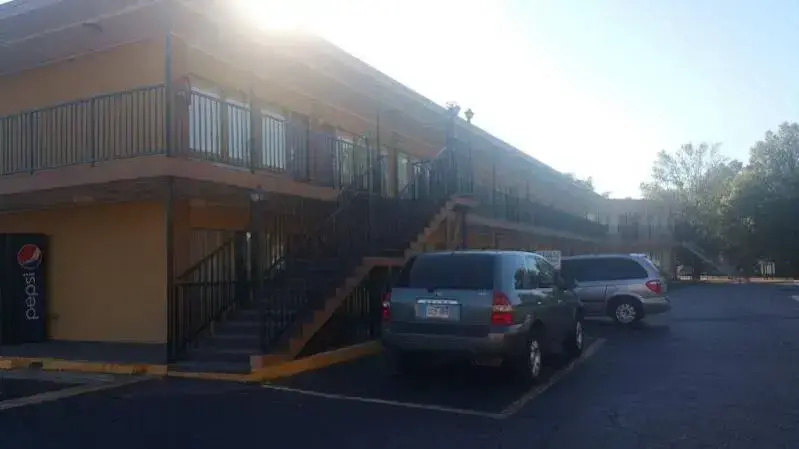 Travelodge Hot Springs