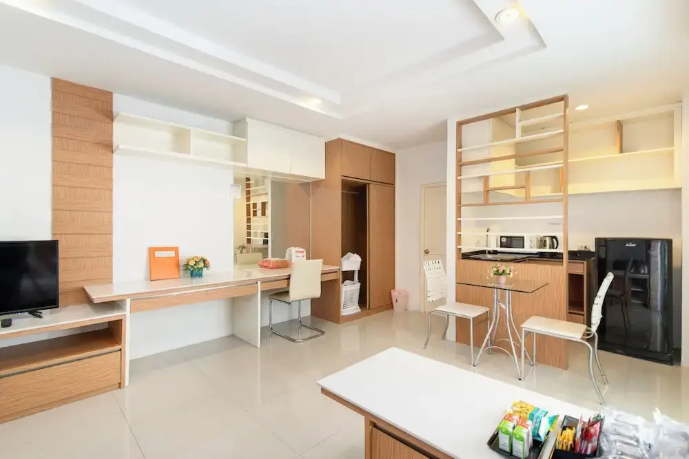 2 Bedrooms Standard Quadruple Family room