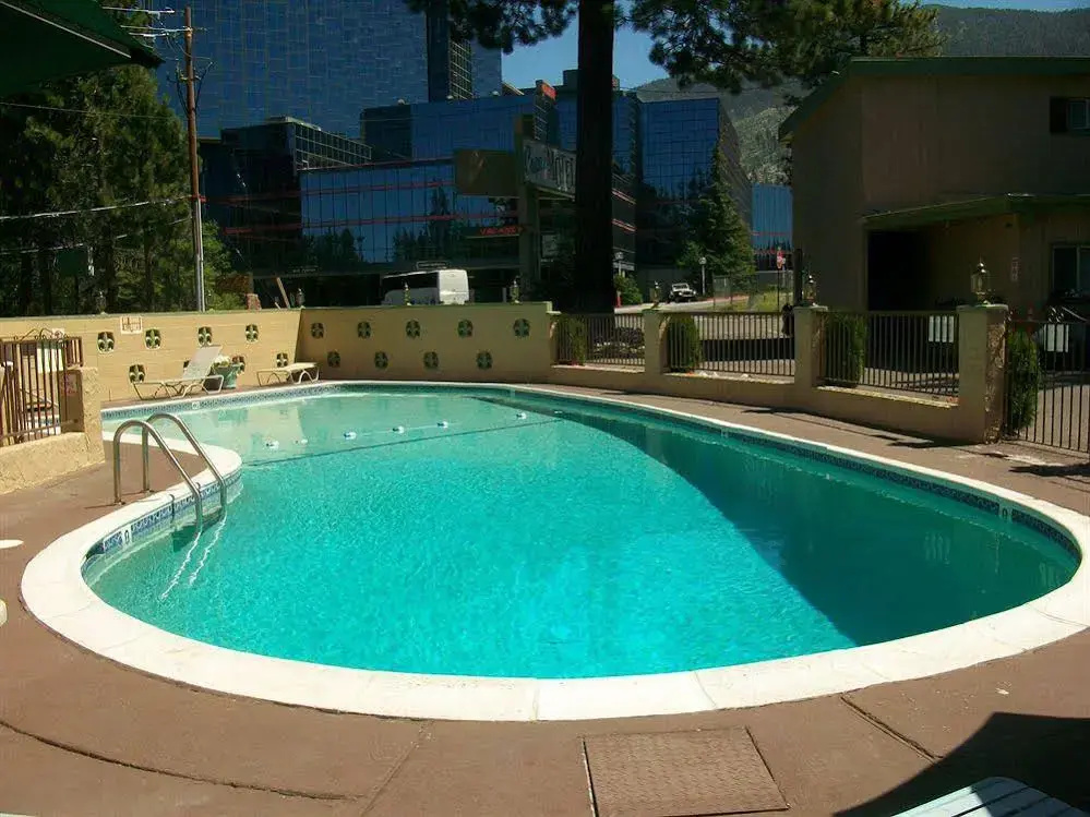 Capri Motel