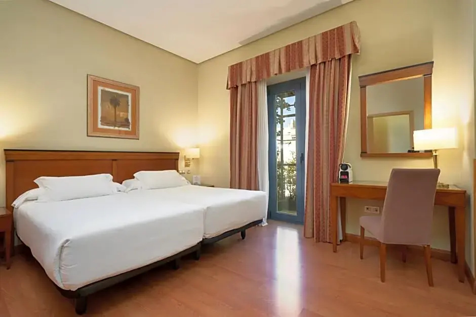 Becquer Hotel, Historic City Center - Chambres