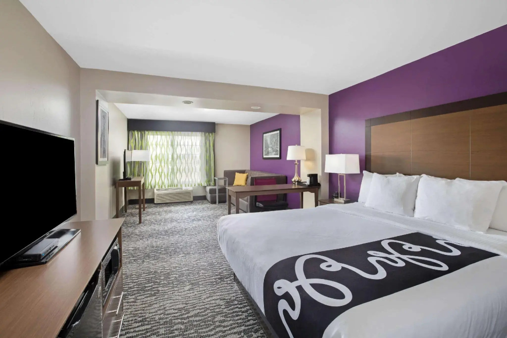 La Quinta Inn & Suites by Wyndham Visalia/Sequoia Gateway - Chambres