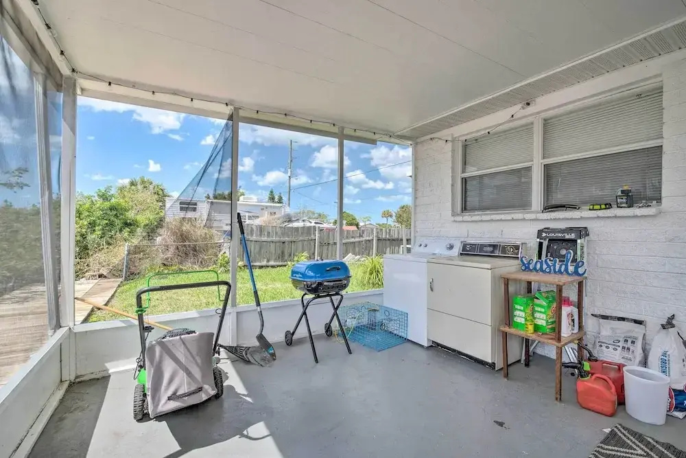 Gulf Views & Boat Dock: Sunny Hudson Escape!
