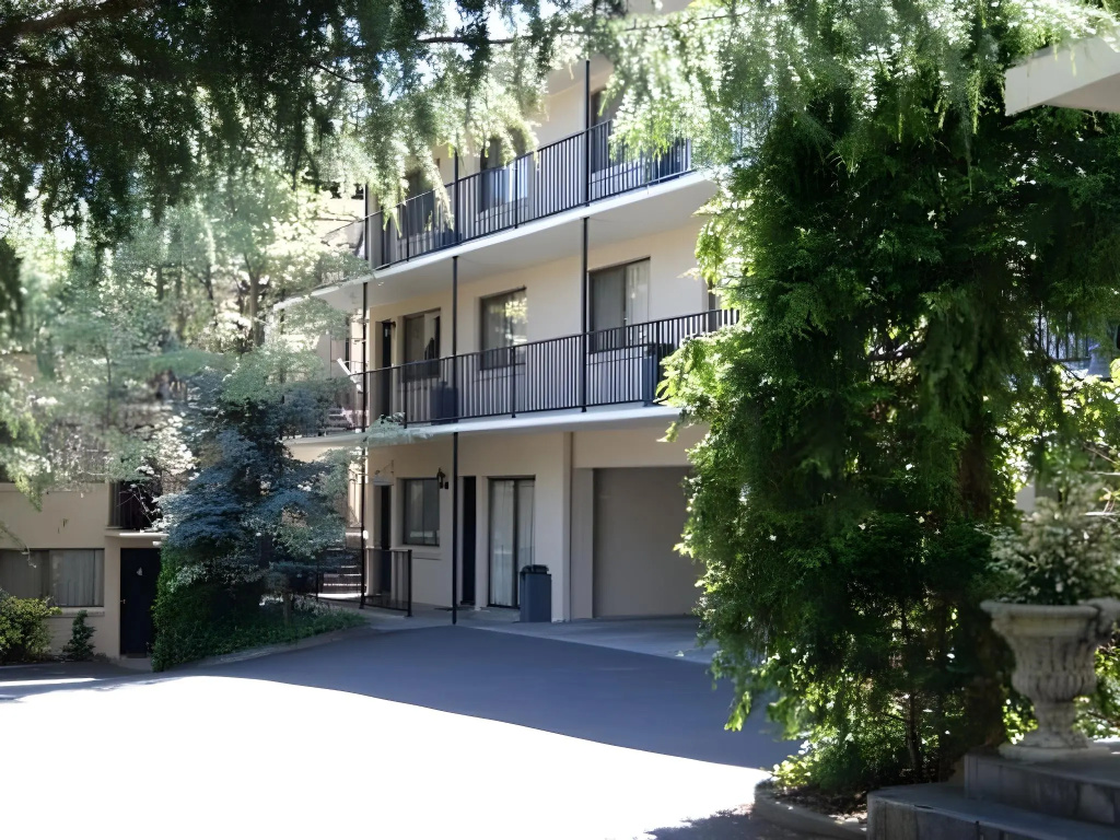 Grosvenor Court Apartments Hobart