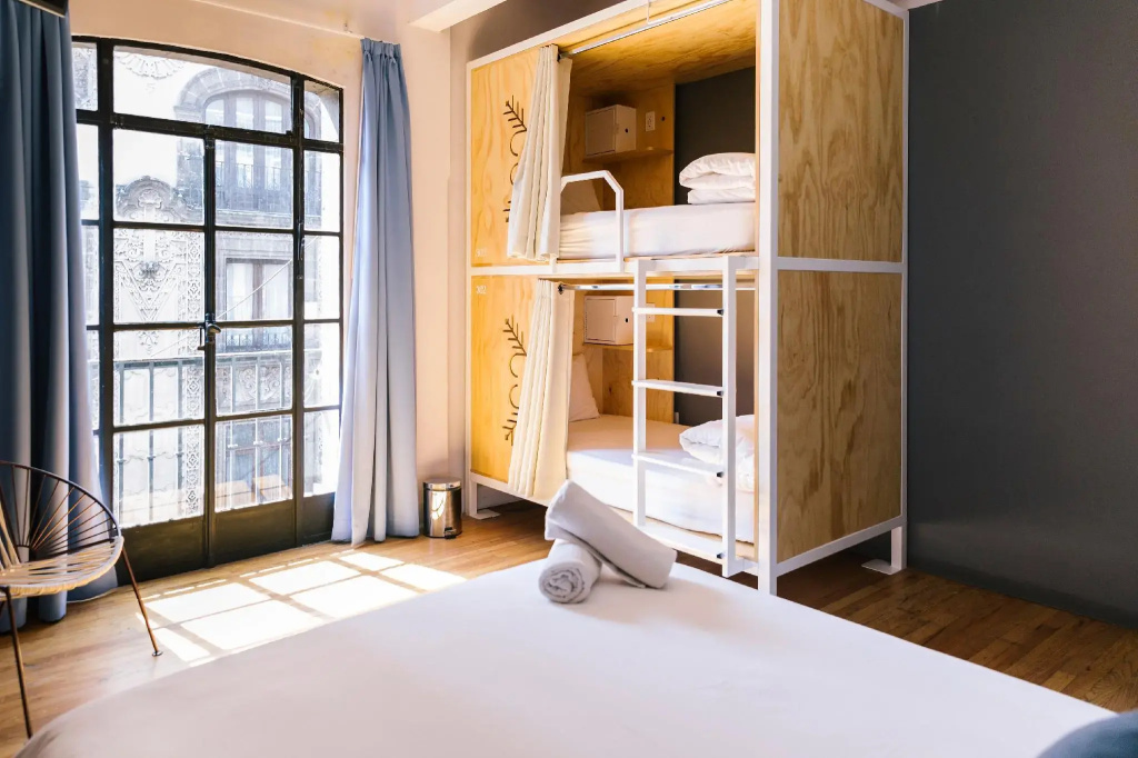 Standard Quadruple room (full double bed)