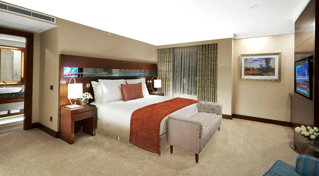 1 Bedroom Double Suite (full double bed)