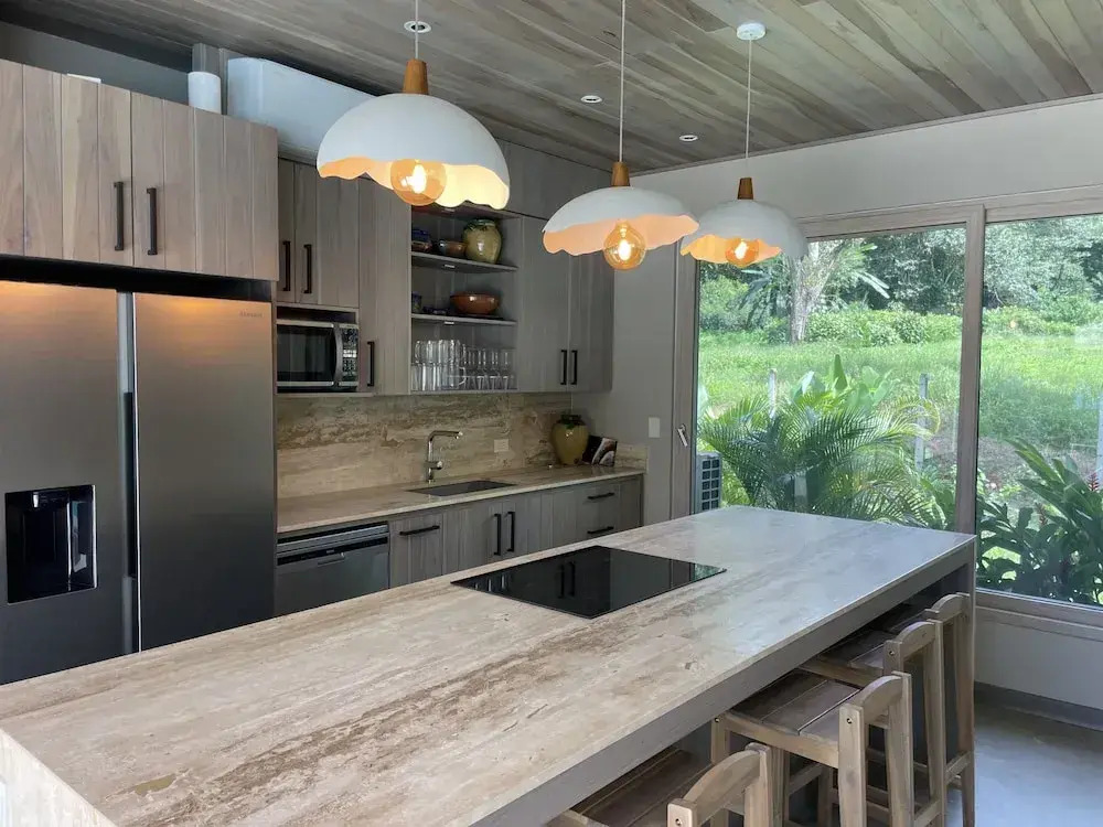 Waves as Your Companion Beachfront Elegance - фото 3