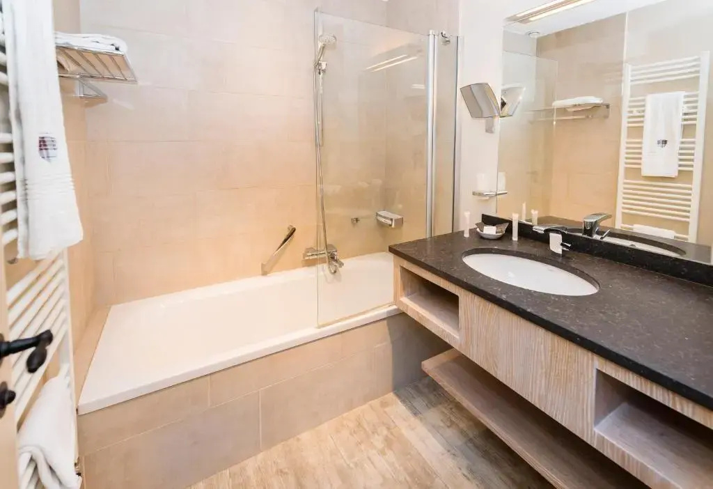 Standard Double room (twin beds)