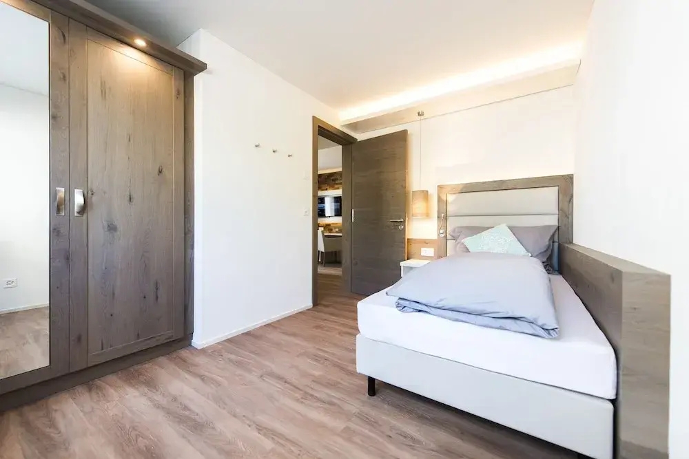 2 Bedrooms Standard Family room
