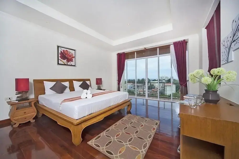 2 Bedrooms Deluxe Apartment with balcony and with sea view