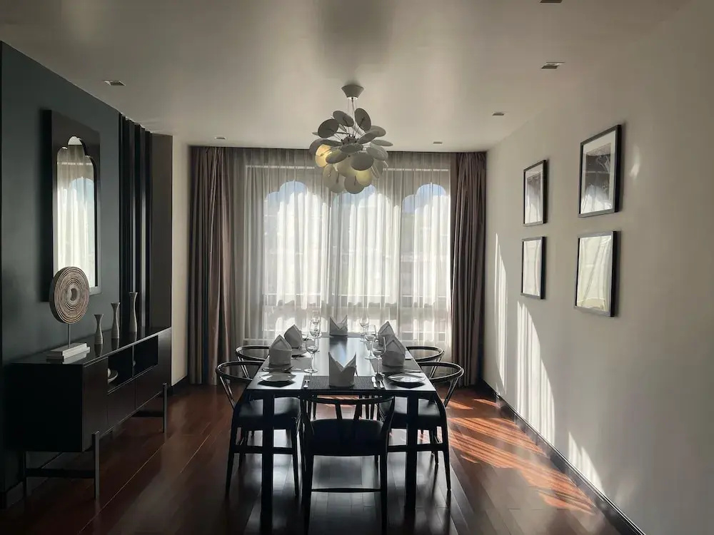 1 Bedroom Royal Suite