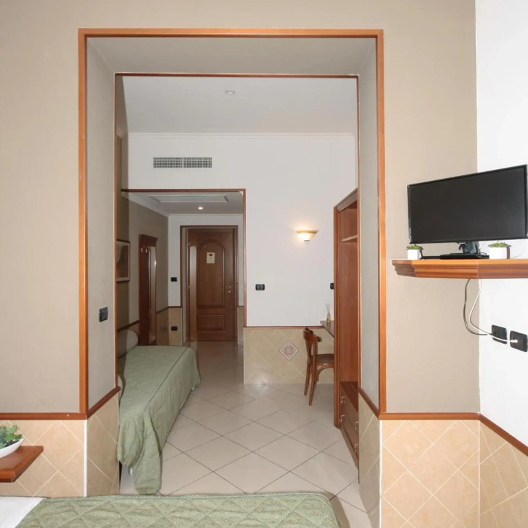 Hotel photo 28