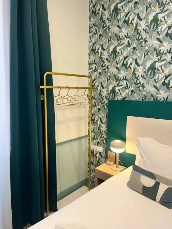 Superior room with city view