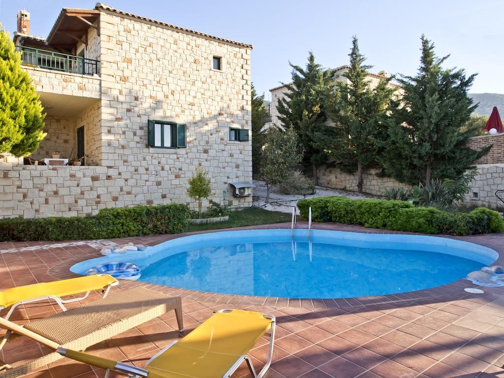 Niriides Villas