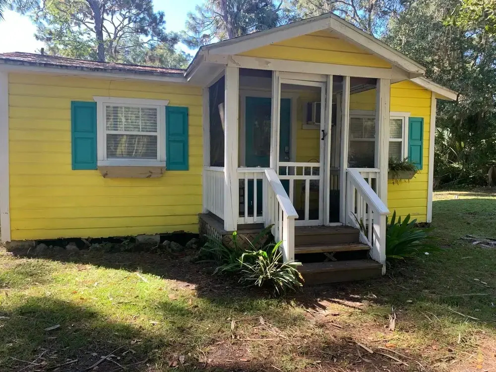 Nature Coast Inn and Cottages