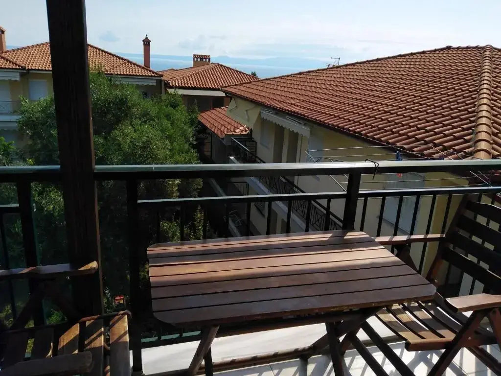 Standard Family room with partial sea view