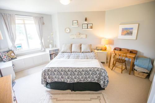 Отель 360 Full Circle BnB, фото 13