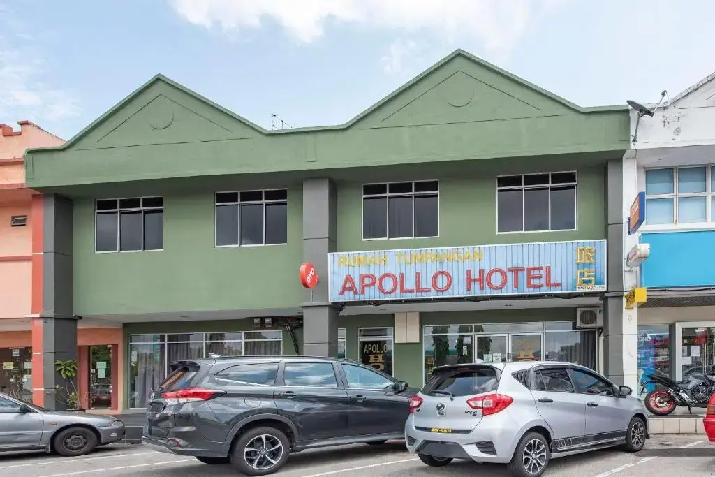 Apollo Hotel by OYO Rooms