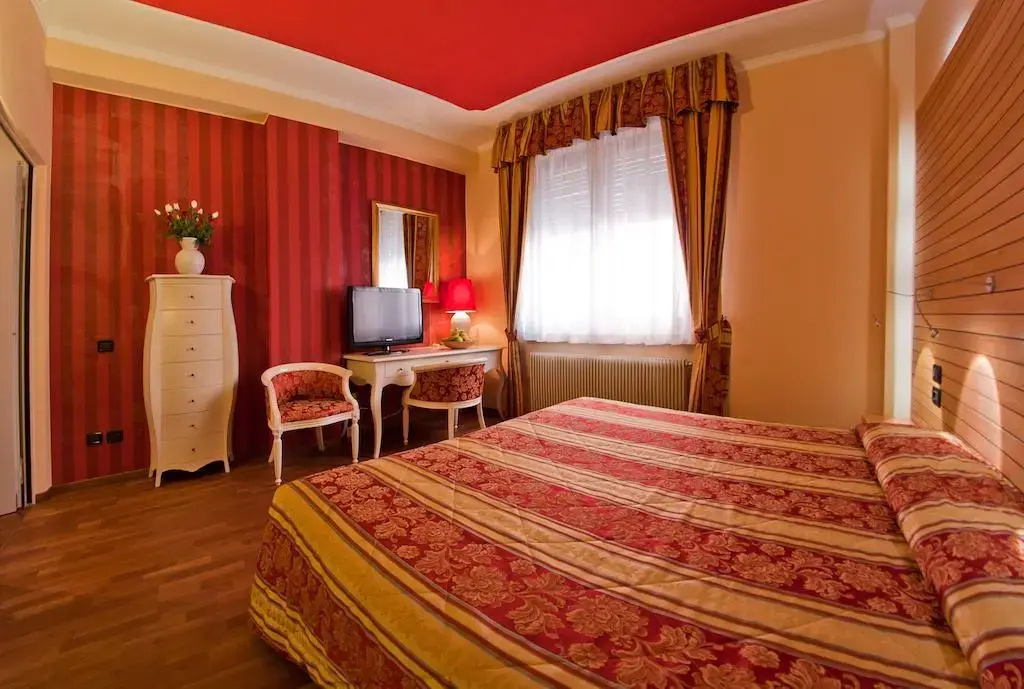 Hotel Cles - Général
